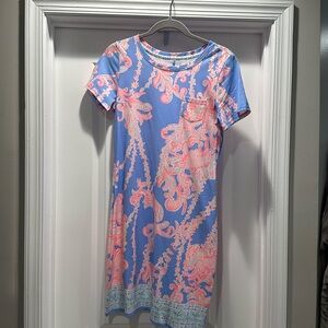 Lilly Pulitzer size small shirt dress